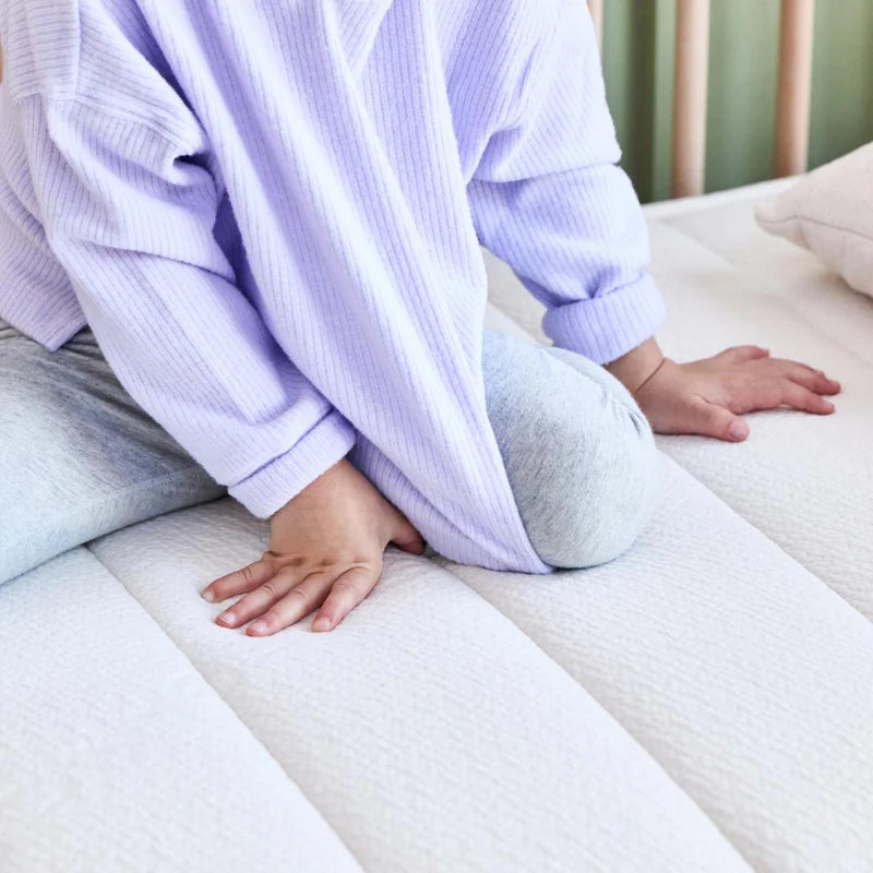 Avocado Eco Organic Crib Mattress Lightweight & Breathable